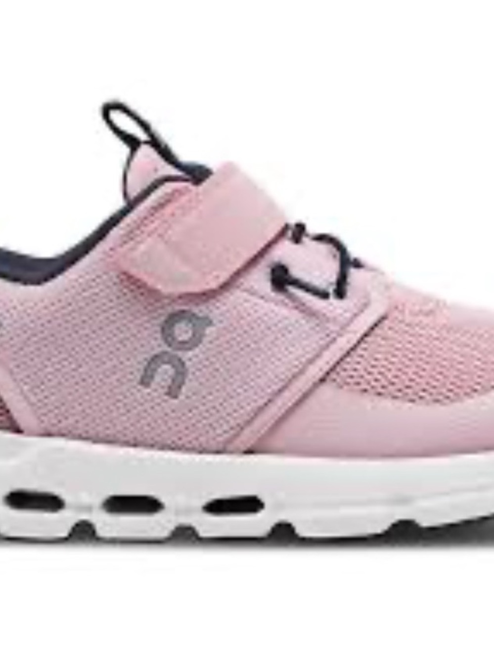 On CloudPlay
Athletic /Lifestyle
Zephyr
Velcro Shoes
Size 12.5 For Girls Youth